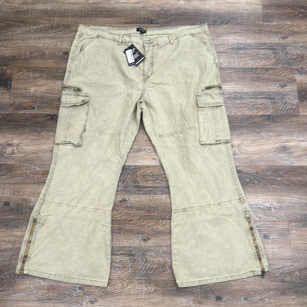Boohoo Tan Cargo Pants Relaxed Fit
